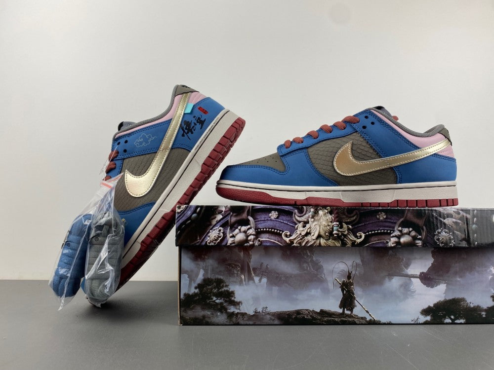 Nike Dunk Low