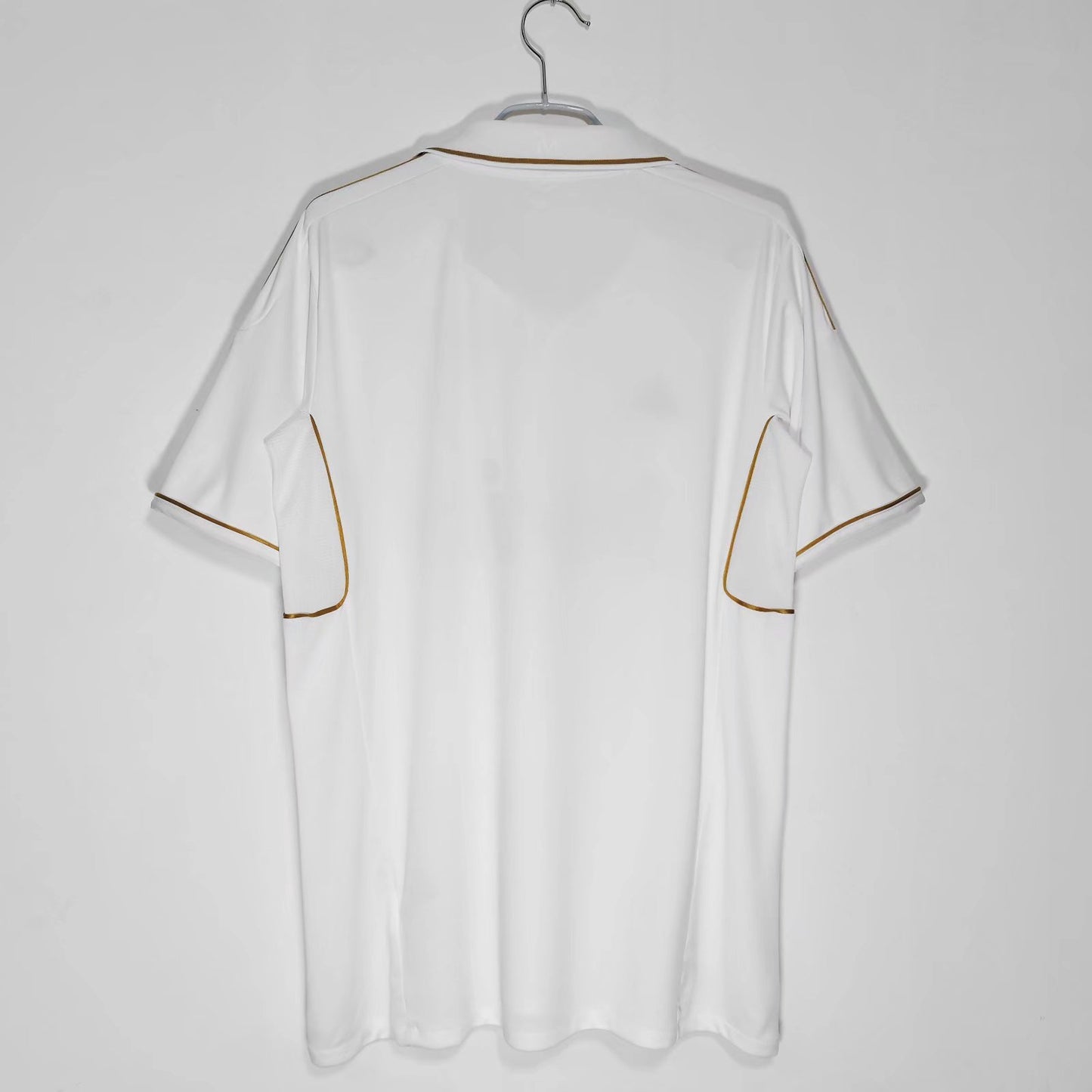 11/12 חולצת רטרו ריאל מדריד