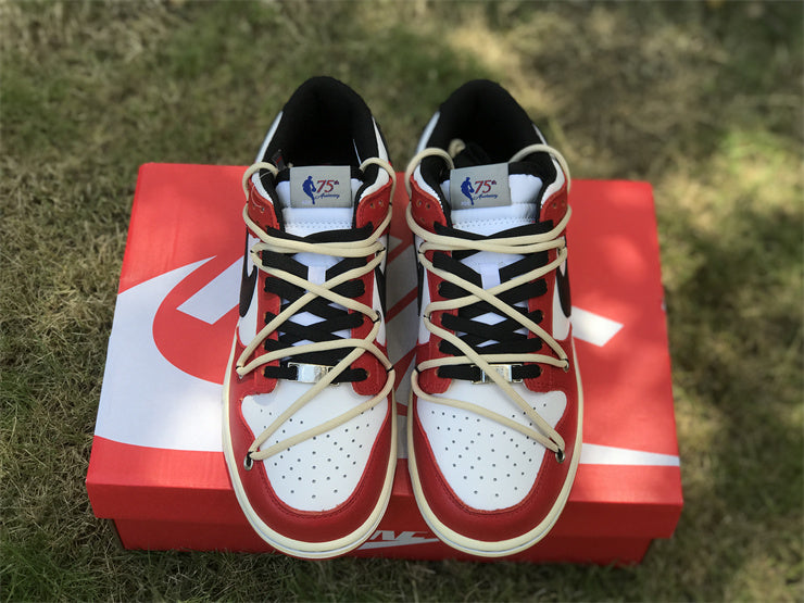 Nike Dunk Low